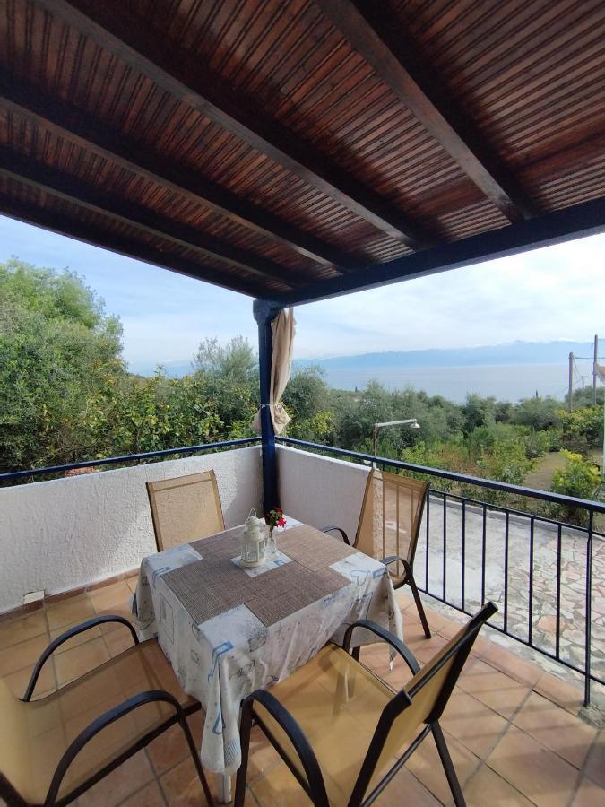 Takis Haikos House Two Minutes Walk To The Beach Peroulia Βουνάρια Εξωτερικό φωτογραφία