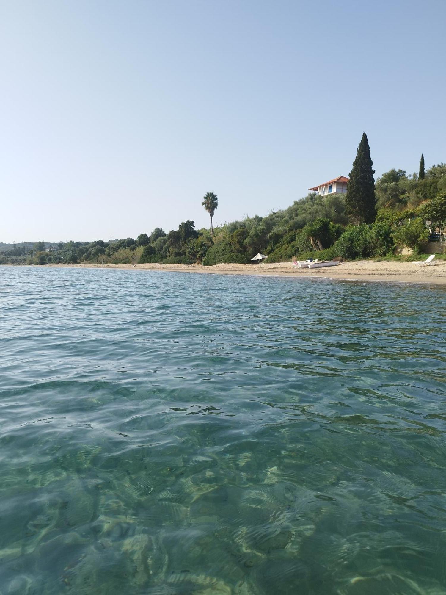 Takis Haikos House Two Minutes Walk To The Beach Peroulia Βουνάρια Εξωτερικό φωτογραφία