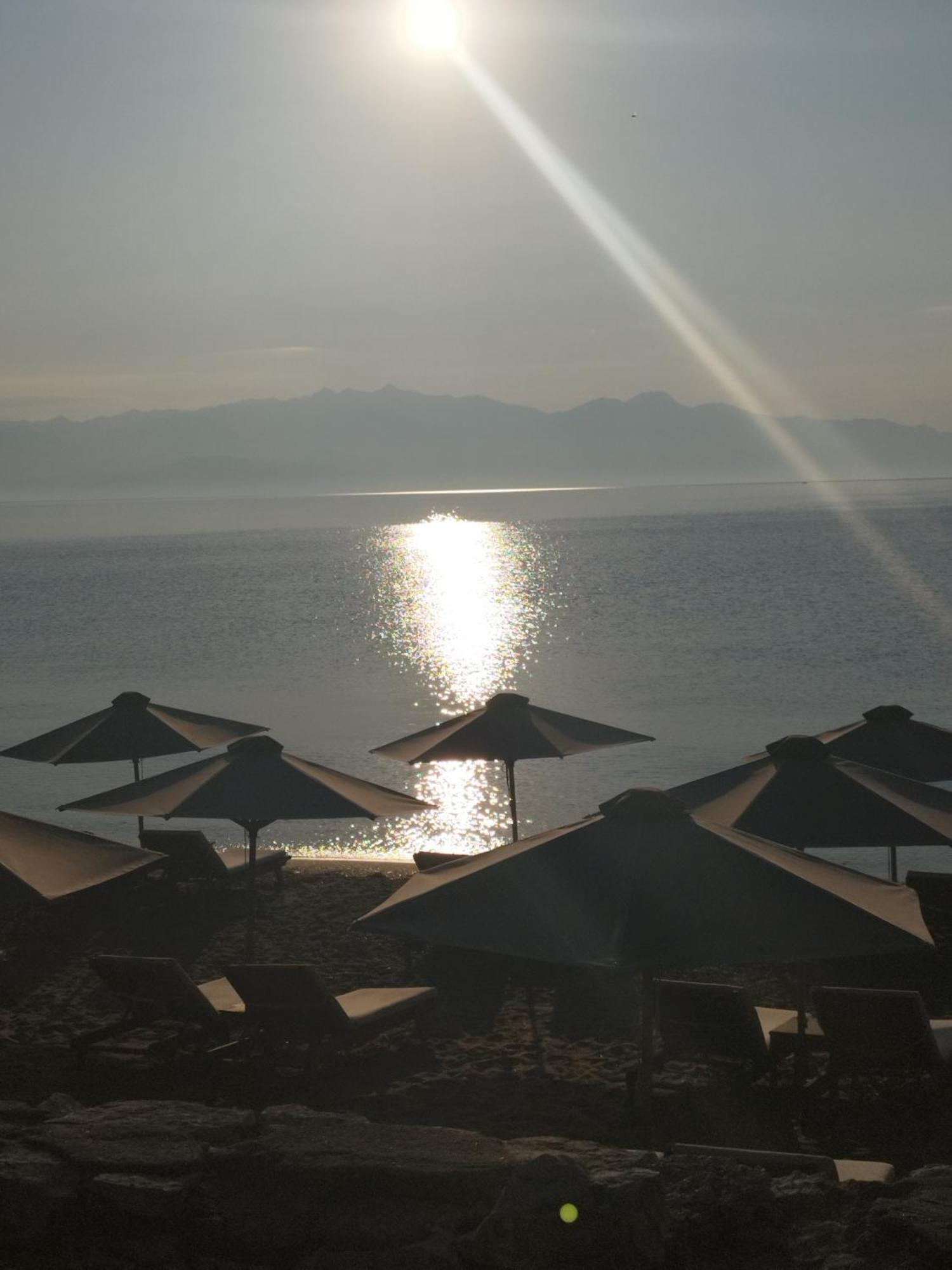 Takis Haikos House Two Minutes Walk To The Beach Peroulia Βουνάρια Εξωτερικό φωτογραφία