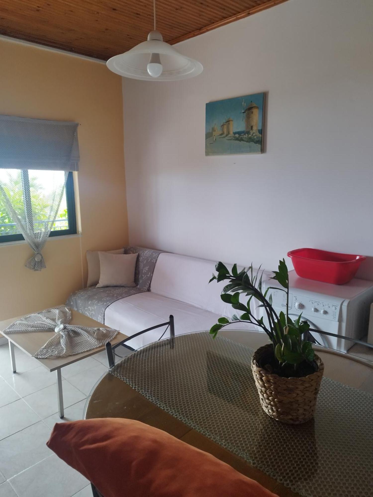 Takis Haikos House Two Minutes Walk To The Beach Peroulia Βουνάρια Εξωτερικό φωτογραφία